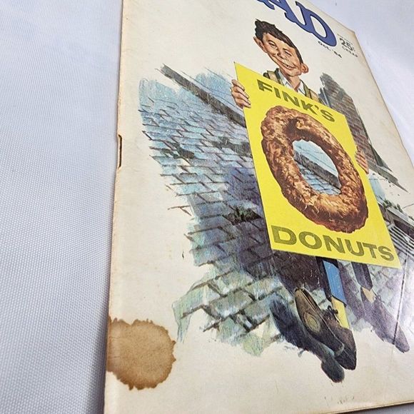 Mad Magazine Issue #90 October 1964 Finks Doughnut Norman Mingo Cover Alfred E - Picture 2 of 9